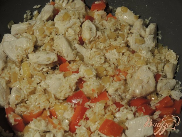 Паэлья с курицей и морепродуктами Паэлья с курицей и морепродуктами