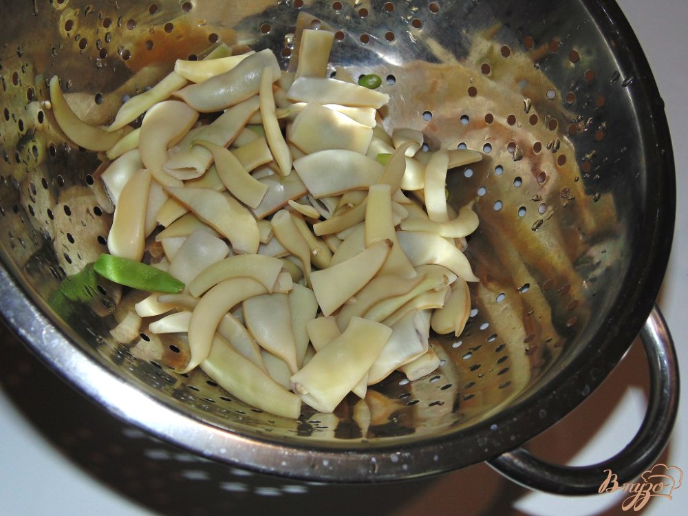 Стручковая фасоль с кукурузой и зеленым горошком Стручковая фасоль с кукурузой и зеленым горошком