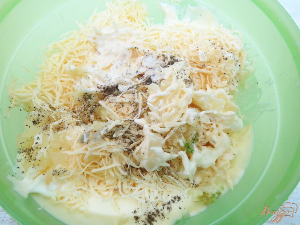 Салат с ананасом, сыром и чесноком Салат с ананасом, сыром и чесноком
