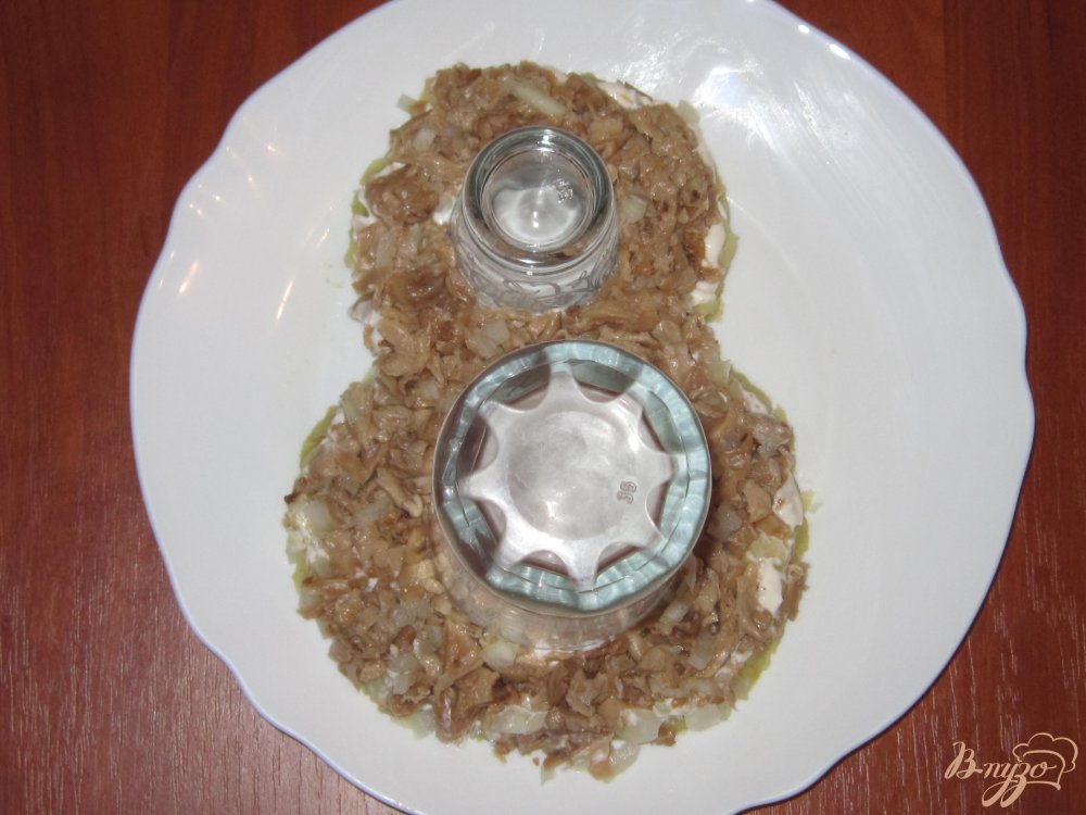 Салат с огурцом и маринованными вешенками Салат с огурцом и маринованными вешенками