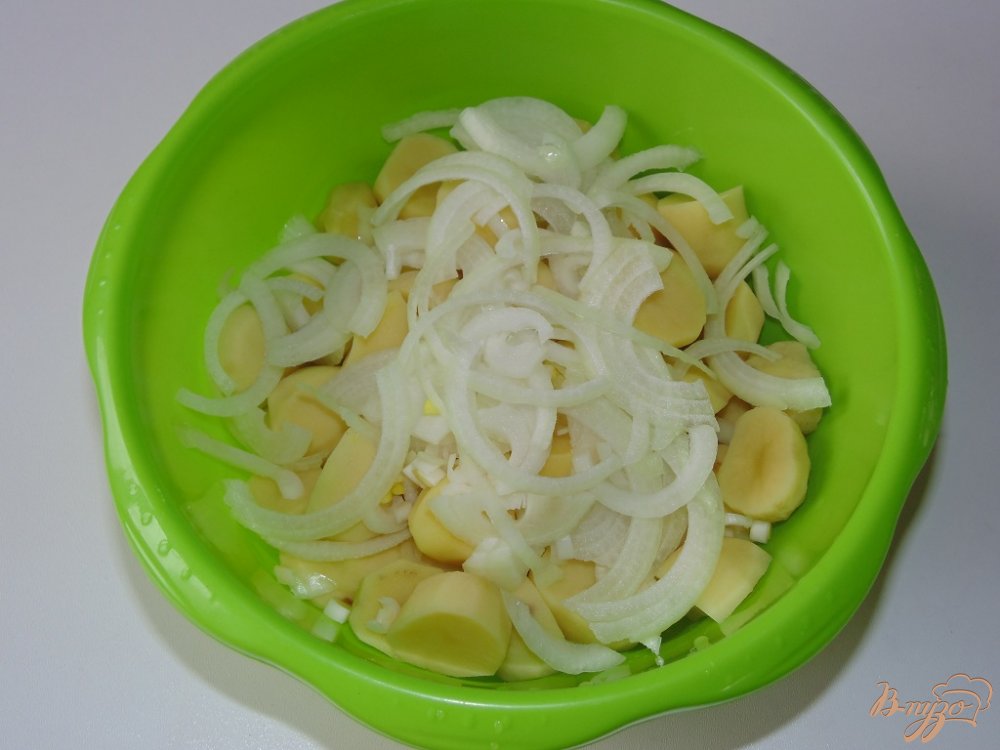 Картофель запеченный со сметаной и луком в рукаве Картофель запеченный со сметаной и луком в рукаве