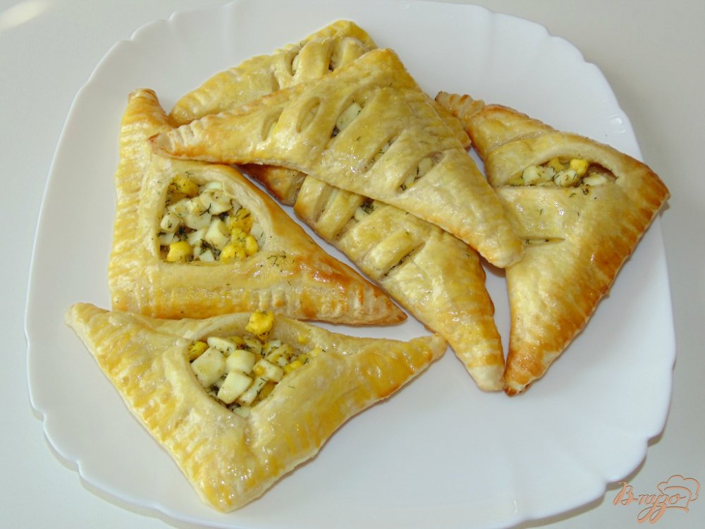 Слойки с яичной начинкой Слойки с яичной начинкой