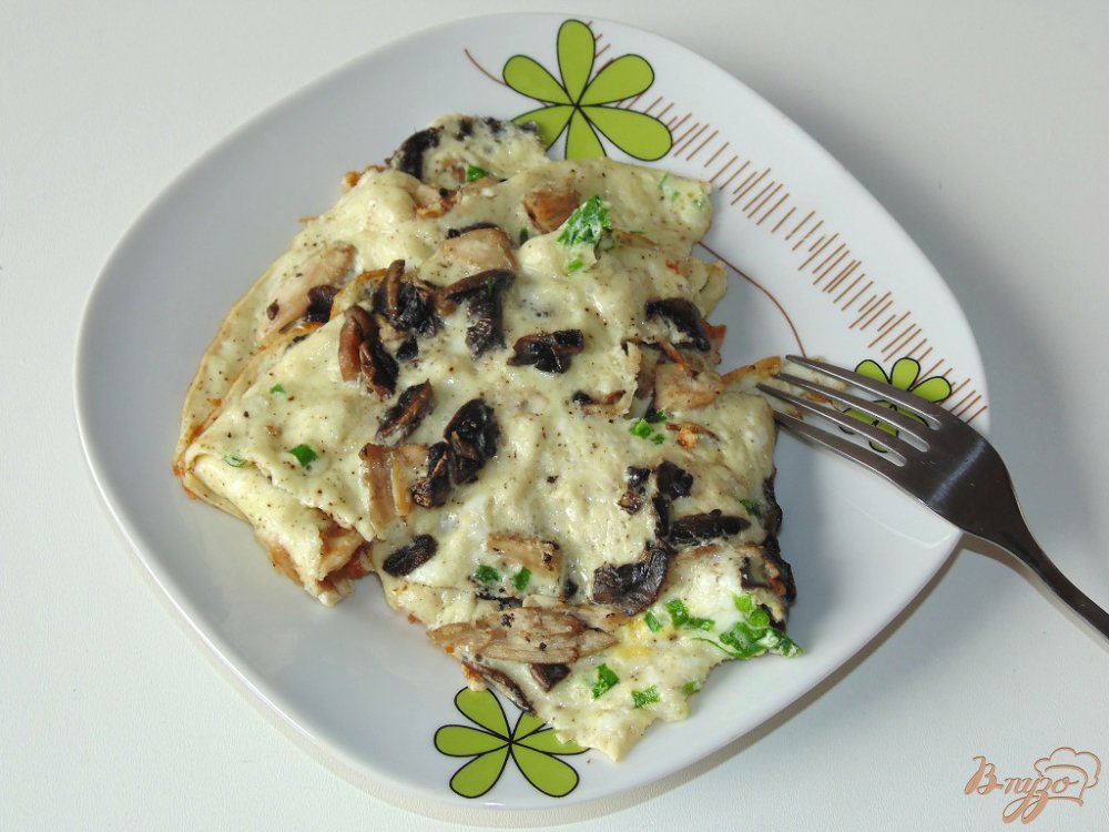Омлет с шампиньонами и мясом курицы Омлет с шампиньонами и мясом курицы