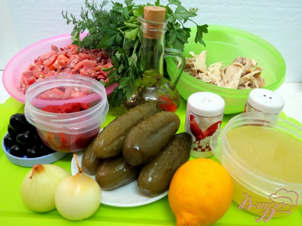 Солянка с куриным мясом и копчёной колбасой Солянка с куриным мясом и копчёной колбасой