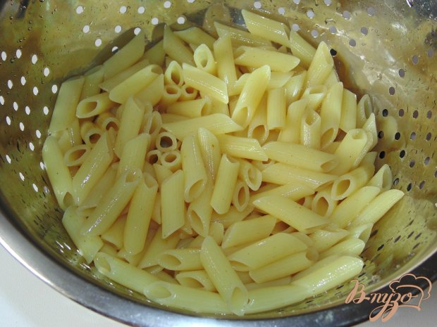 Паста пенне с куриными желудочками в сметане Паста пенне с куриными желудочками в сметане