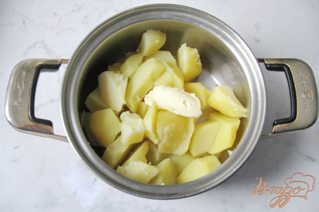 Картофельные гнезда с мясными тефтелями Картофельные гнезда с мясными тефтелями