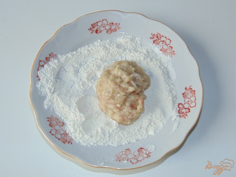 Котлеты из мяса птицы с белокочанной капустой Котлеты из мяса птицы с белокочанной капустой