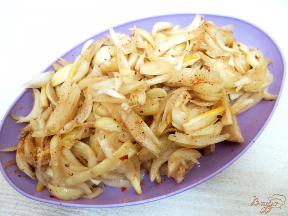 Свинина тушёная с луком Свинина тушёная с луком