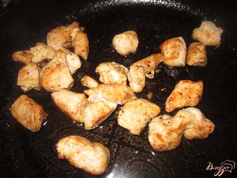 Пицца с курицей на тонком тесте Пицца с курицей на тонком тесте
