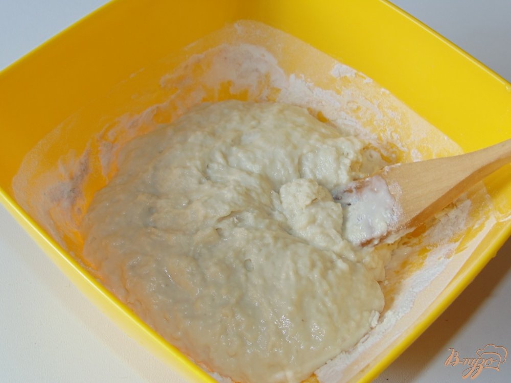 Кулич пасхальный с изюмом Кулич пасхальный с изюмом