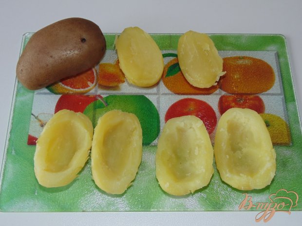 Картофель фаршированный шампиньонами Картофель фаршированный шампиньонами