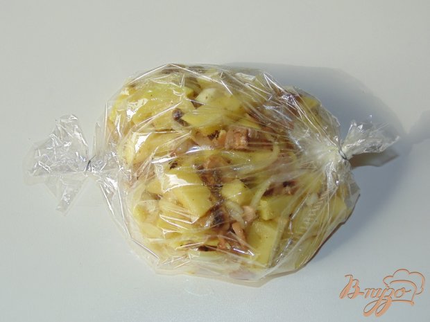 Картофель с шампиньонами запеченный в рукаве Картофель с шампиньонами запеченный в рукаве
