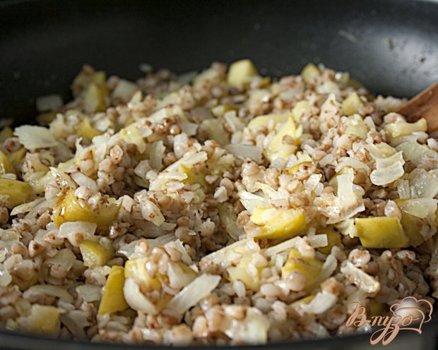 Морковные "кулечки" с гречкой и яблоками Морковные "кулечки" с гречкой и яблоками