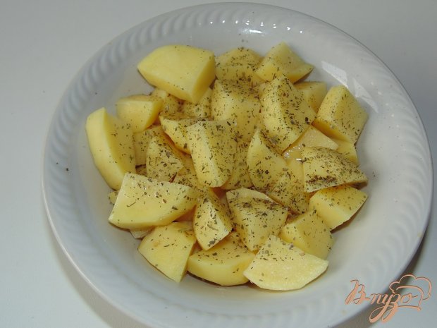 Картофель в рукаве с маринованным куриным филе Картофель в рукаве с маринованным куриным филе