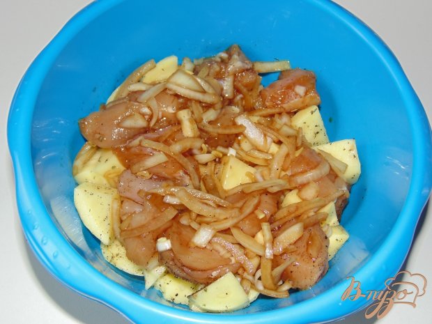 Картофель в рукаве с маринованным куриным филе Картофель в рукаве с маринованным куриным филе