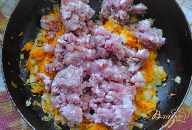 Лапша с мясным томатным соусом Лапша с мясным томатным соусом