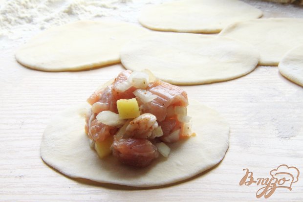 Манты с рубленным мясом и картофелем Манты с рубленным мясом и картофелем
