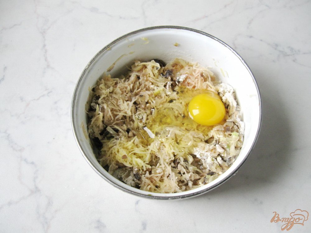 Драники с грибами и сыром Драники с грибами и сыром