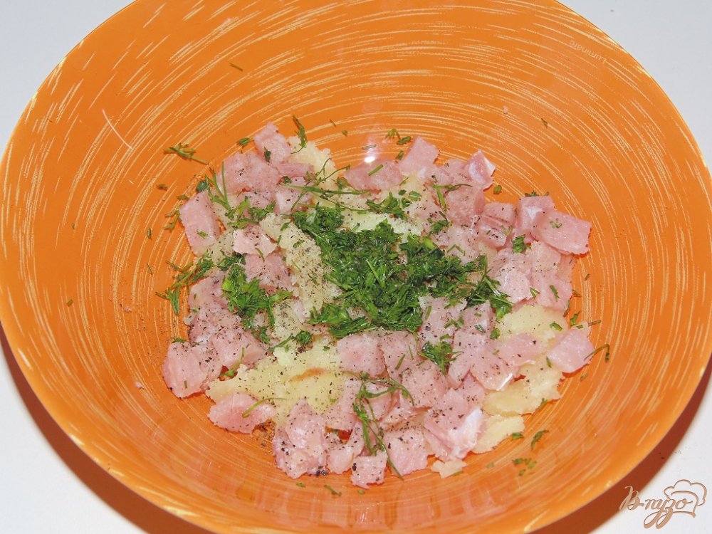 Картофель фаршированный ветчиной с сыром и зеленью Картофель фаршированный ветчиной с сыром и зеленью