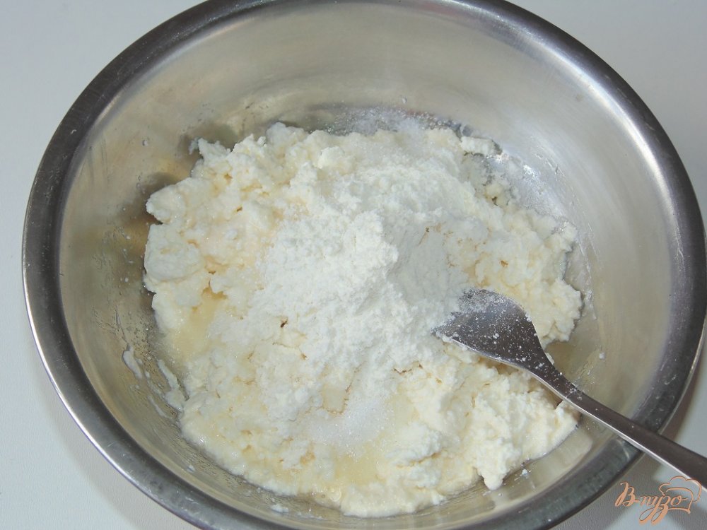 Сырники со свежей клубникой Сырники со свежей клубникой