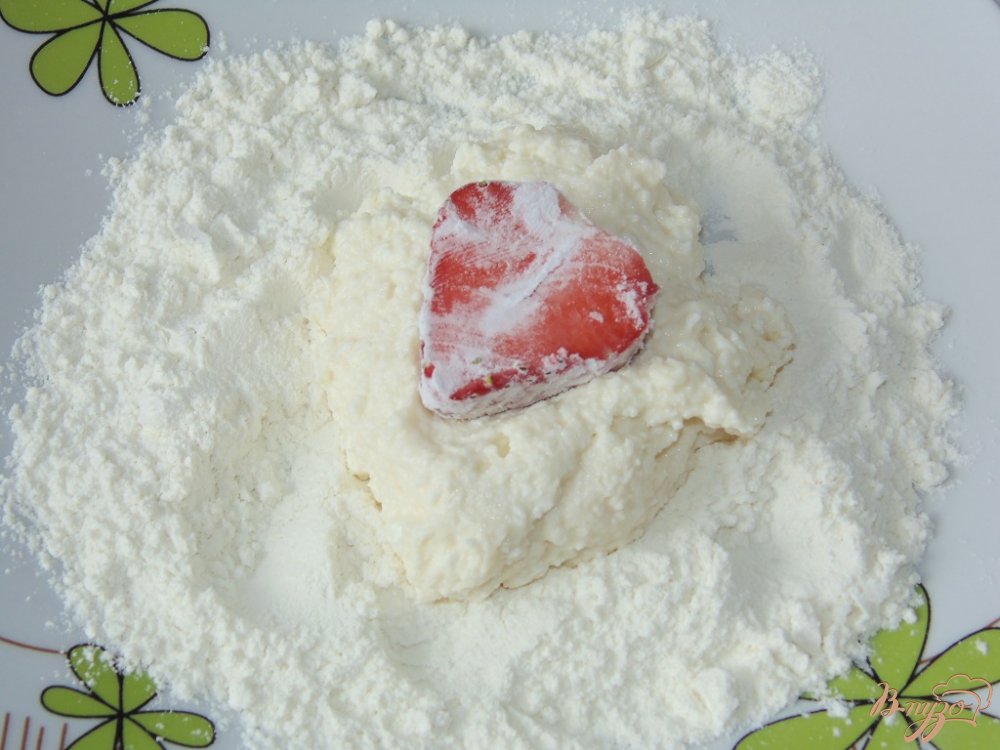 Сырники со свежей клубникой Сырники со свежей клубникой