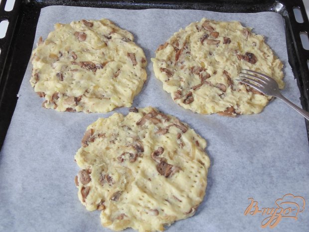 Картофельные лепешки с шампиньонами Картофельные лепешки с шампиньонами