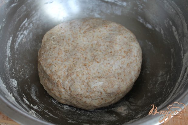 Булочки со ржаными отрубями и грецкими орехами Булочки со ржаными отрубями и грецкими орехами
