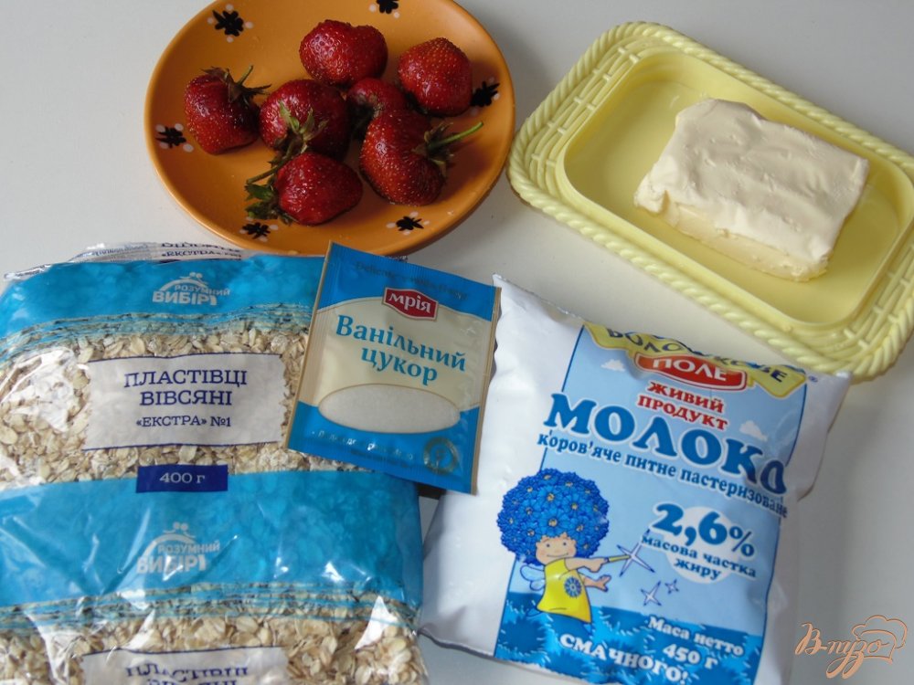 Овсянка на молоке с клубникой Овсянка на молоке с клубникой