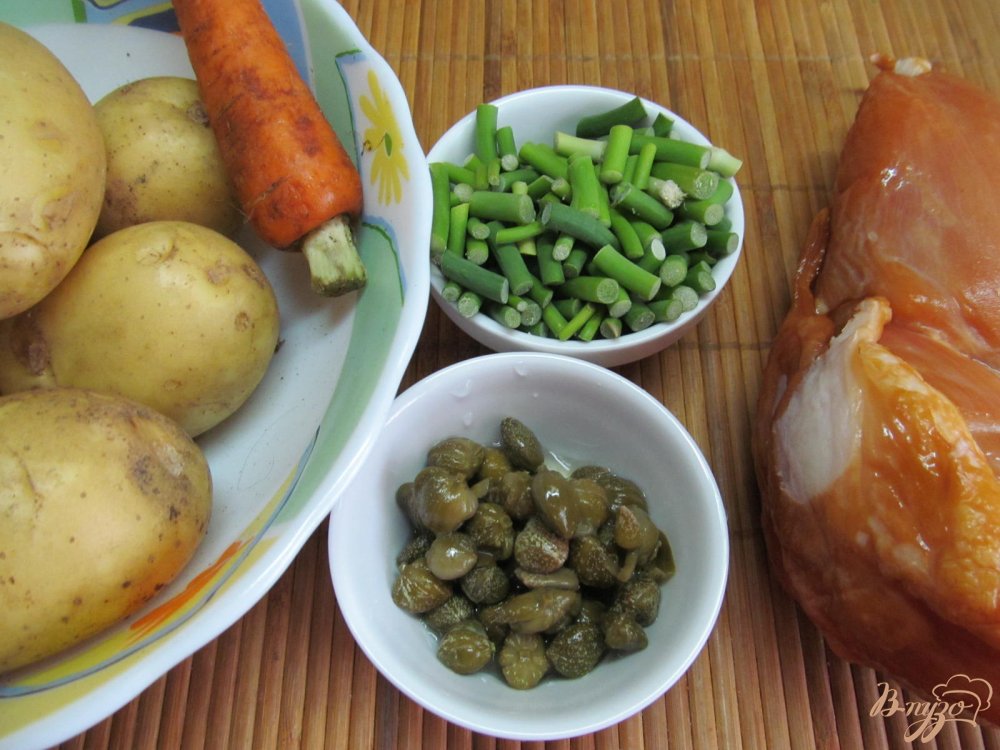 Тушеный картофель с копченой курицей Тушеный картофель с копченой курицей