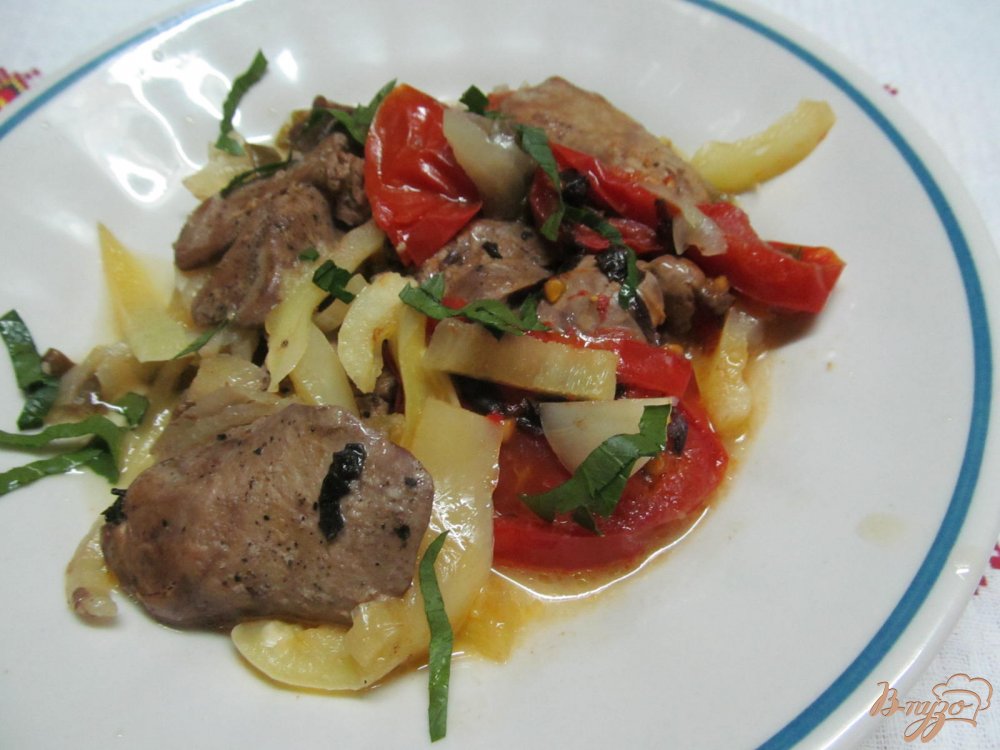 Куриная печень с овощами Куриная печень с овощами