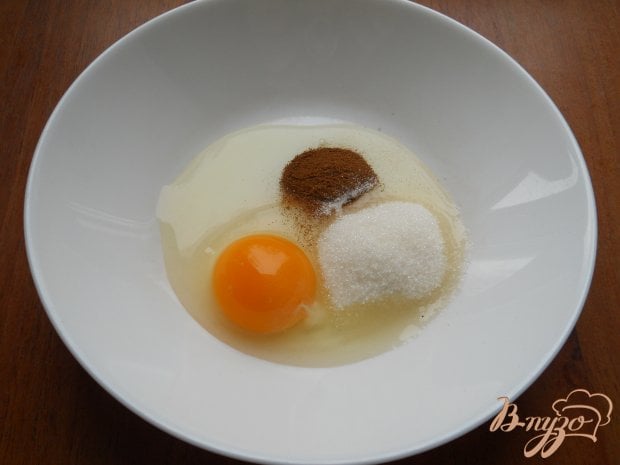 Пряные булочки с яблоками и корицей Пряные булочки с яблоками и корицей