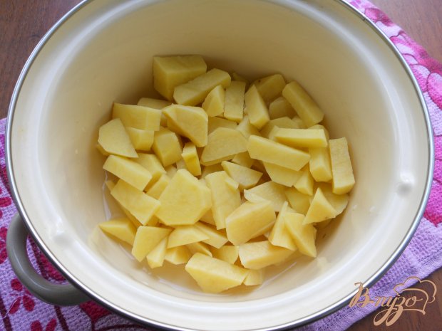 Картофельный суп с сосисками Картофельный суп с сосисками
