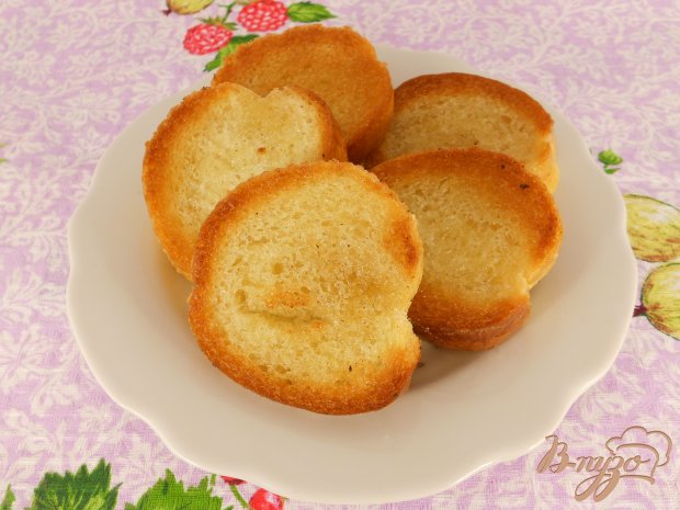 Гренки с плавленным сыром и грибами Гренки с плавленным сыром и грибами