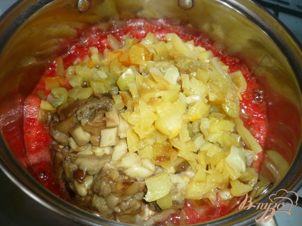 Закуска - соус из печеных баклажанов Закуска - соус из печеных баклажанов