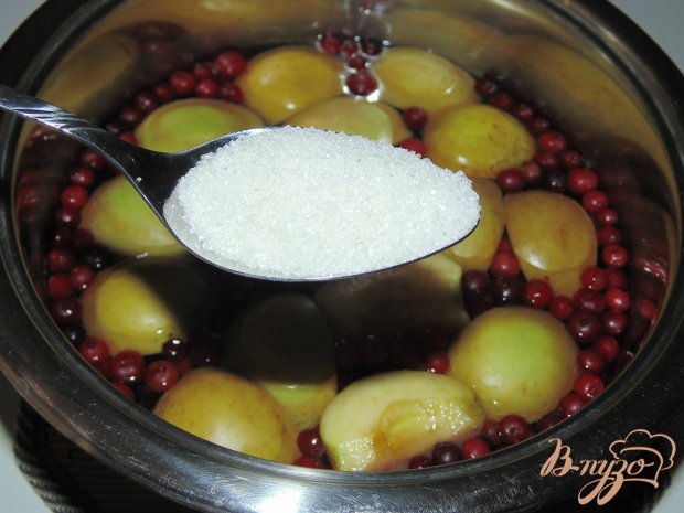 Компот из яблок и клюквы Компот из яблок и клюквы