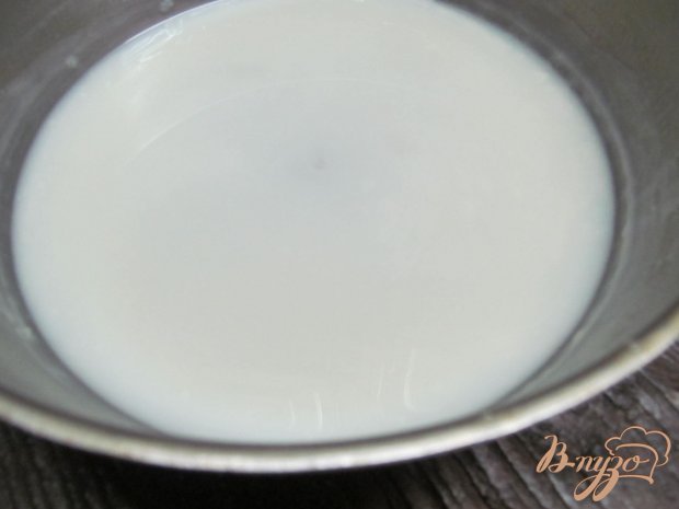 Десерт с клубникой из молочного желе Десерт с клубникой из молочного желе