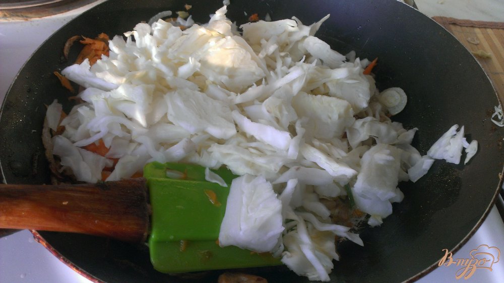 Кислый борщ с курицей Кислый борщ с курицей