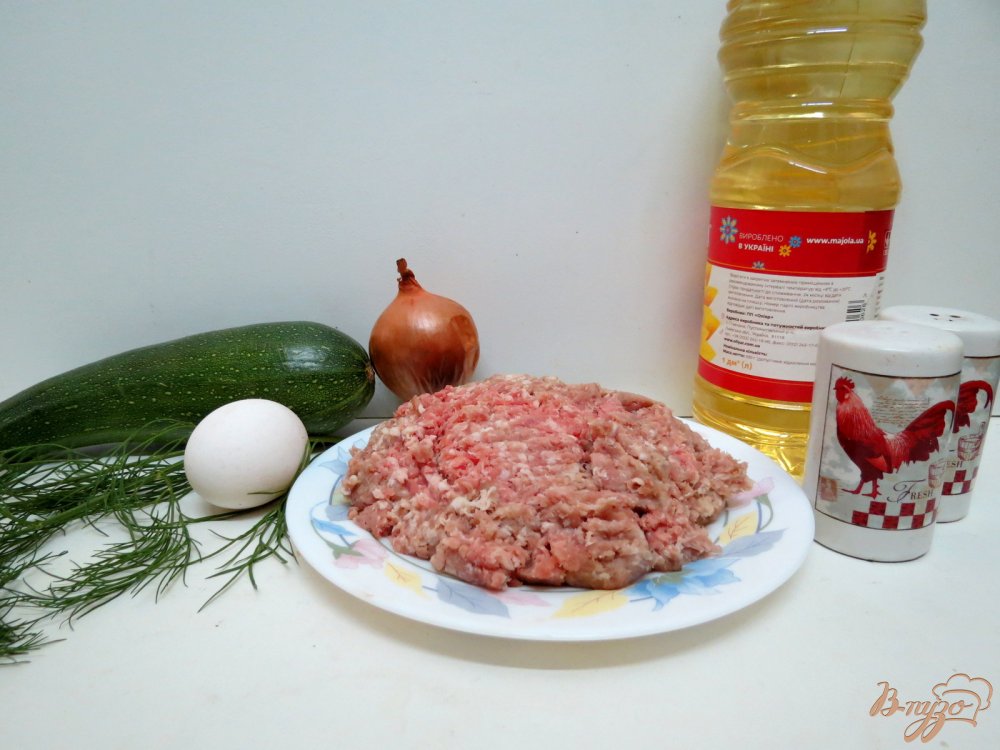 Запеканка из фарша и кабачка Запеканка из фарша и кабачка