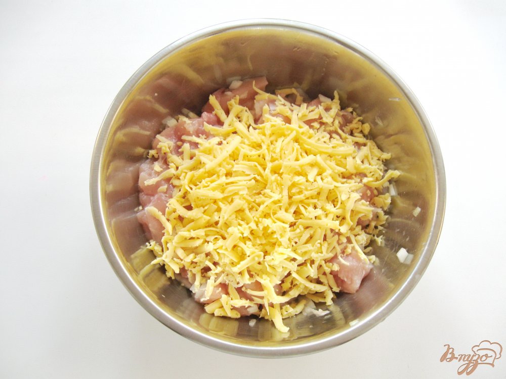 Рубленые куриные котлеты с сыром Рубленые куриные котлеты с сыром