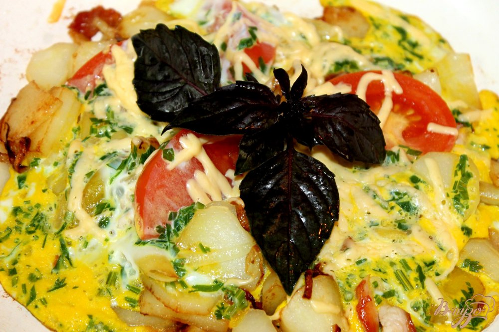 Картофельный гарнир с куриным филе и спаржевой фасолью Картофельный гарнир с куриным филе и спаржевой фасолью