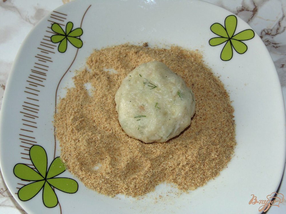 Куриные котлеты с булгуром и салом Куриные котлеты с булгуром и салом