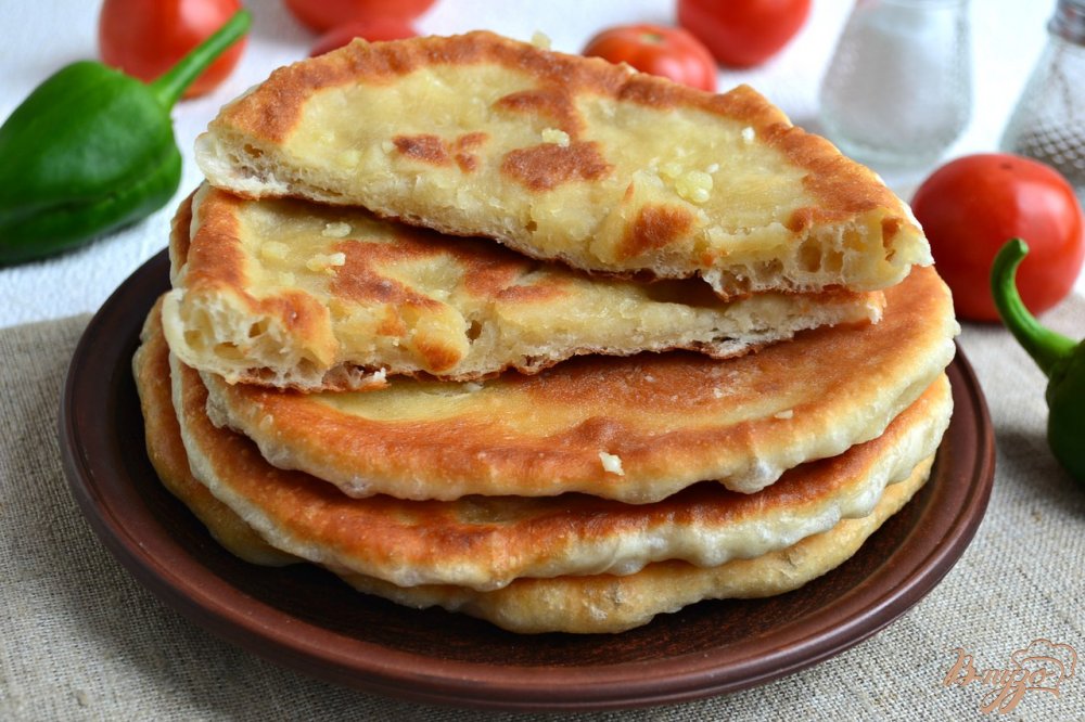 Чесночные лепешки в мультиварке Чесночные лепешки в мультиварке