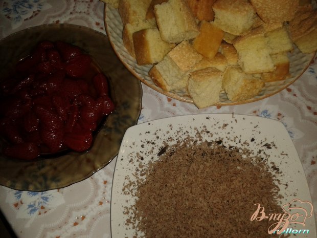 Торт Панчо с шоколадом и клубникой Торт Панчо с шоколадом и клубникой