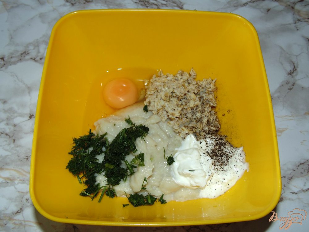 Куриные оладьи с овсяными хлопьями Куриные оладьи с овсяными хлопьями