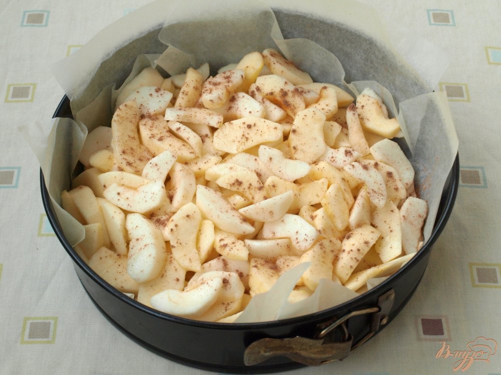 Кокосовый пирог с яблочной начинкой Кокосовый пирог с яблочной начинкой