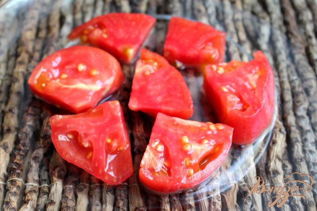 Закуска из розовых помидор с Горгонзолой и оливками Закуска из розовых помидор с Горгонзолой и оливками