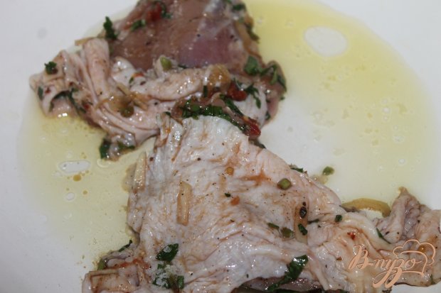 Куриные бедра в грибном соусе Куриные бедра в грибном соусе