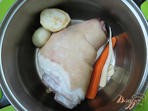 Рулет из рульки и куриного филе Рулет из рульки и куриного филе