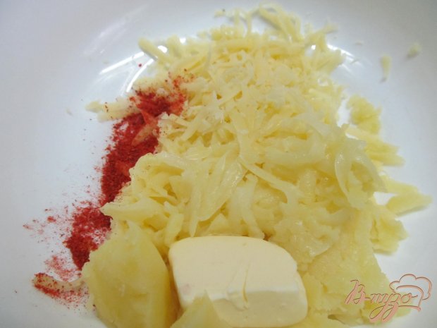 Перец фаршированный картофелем с беконом Перец фаршированный картофелем с беконом