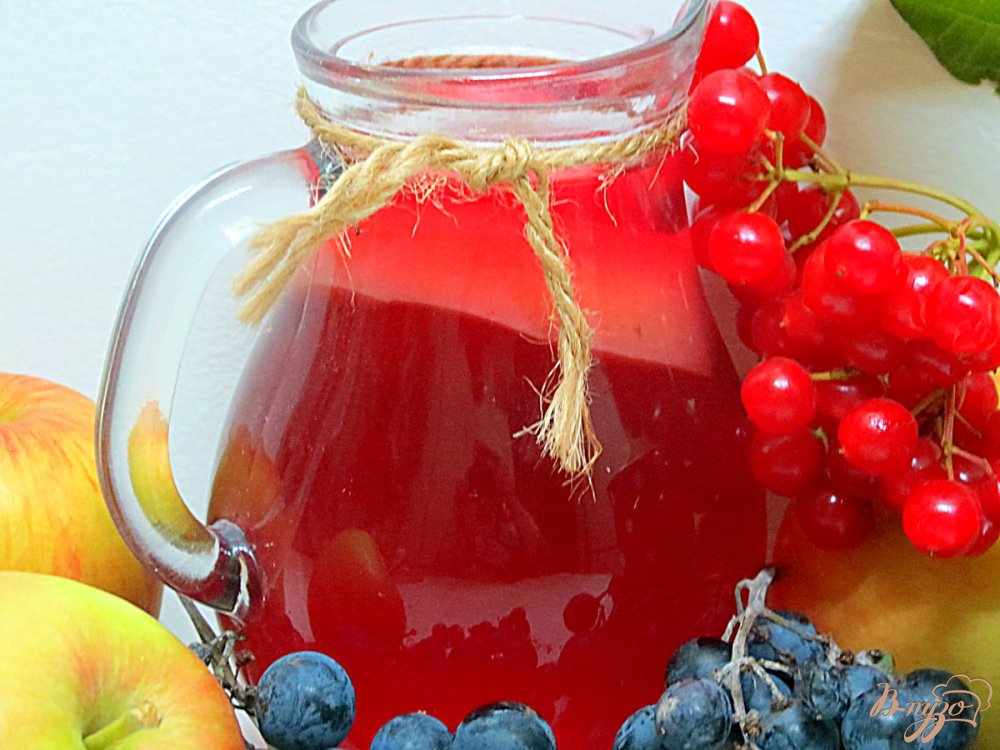 Компот из винограда и яблок Компот из винограда и яблок